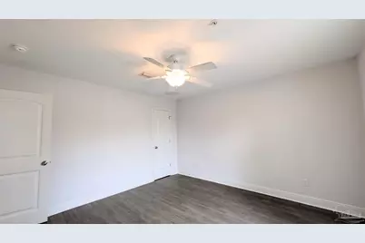313 N Navy Blvd #2A, Pensacola, FL 32507 - Photo 11