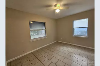 26 Randolph Dr, Pensacola, FL 32506 - Photo 5