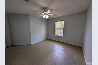3359 Greenbriar Cir #B, Gulf Breeze, FL 32563 - Photo 17