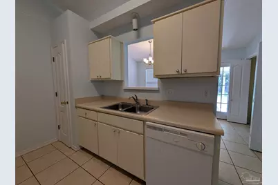 3359 Greenbriar Cir #B, Gulf Breeze, FL 32563 - Photo 9