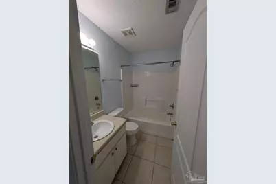 3359 Greenbriar Cir #B, Gulf Breeze, FL 32563 - Photo 21