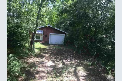 690 Jacks Branch Rd, Cantonment, FL 32533 - Photo 9