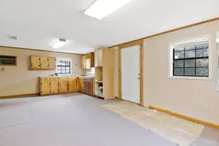 2011 Blakely Ave, Pensacola, FL 32507 - Photo 17