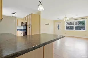 2011 Blakely Ave, Pensacola, FL 32507 - Photo 13