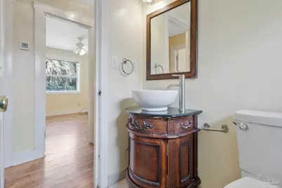 2011 Blakely Ave, Pensacola, FL 32507 - Photo 15