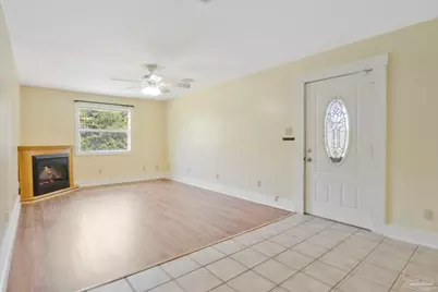 2011 Blakely Ave, Pensacola, FL 32507 - Photo 7
