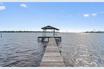 7107 Wells Ave, Navarre, FL 32566 - Photo 15