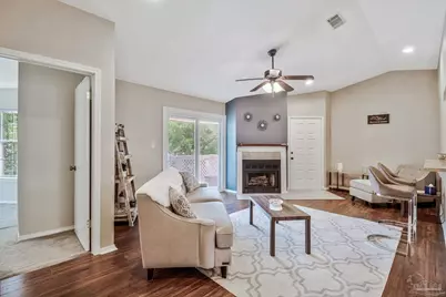 601 E Burgess Rd #F8, Pensacola, FL 32504 - Photo 13