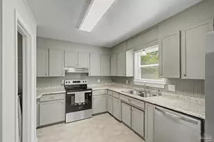 177 Overlook Dr, Pensacola, FL 32503 - Photo 13