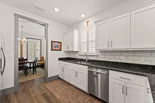 301 S Reus St, Pensacola, FL 32502 - Photo 13