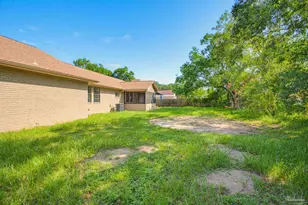 27 S 72nd Ave, Pensacola, FL 32506 - Photo 9