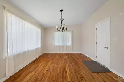18 Cambridge Ave, Pensacola, FL 32534 - Photo 13