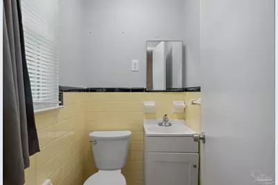 18 Cambridge Ave, Pensacola, FL 32534 - Photo 23