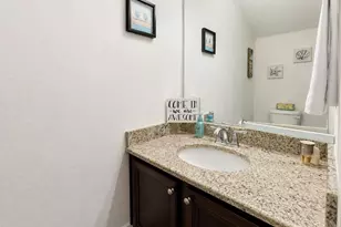8732 Brown Pelican Cir, Navarre, FL 32566 - Photo 9