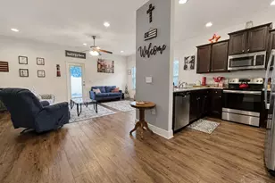8732 Brown Pelican Cir, Navarre, FL 32566 - Photo 3