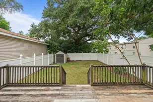 811 N Tarragona St, Pensacola, FL 32501 - Photo 25
