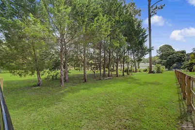 10220 N Loop Rd, Pensacola, FL 32507 - Photo 47