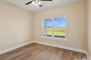 4913 Hickory Shores Blvd, Gulf Breeze, FL 32563 - Photo 17