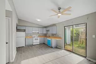 8210 Kipling St, Pensacola, FL 32514 - Photo 9