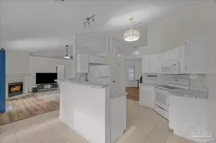 2531 Houston Cir, Gulf Breeze, FL 32563 - Photo 13