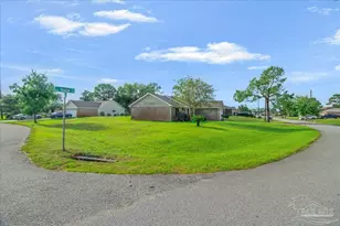 2531 Houston Cir, Gulf Breeze, FL 32563 - Photo 35