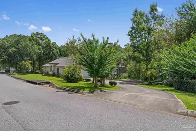 1500 Colwyn Dr, Cantonment, FL 32533 - Photo 3
