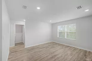 5887 Paddock Way, Pensacola, FL 32526 - Photo 9