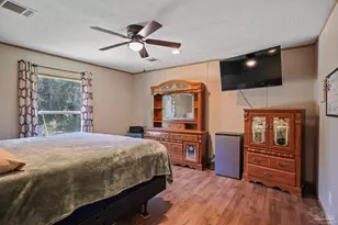11437 Floridale Dr, Milton, FL 32583 - Photo 9