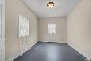 411 W Gadsden St, Pensacola, FL 32501 - Photo 15