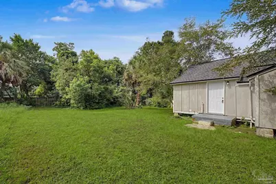 411 W Gadsden St, Pensacola, FL 32501 - Photo 25