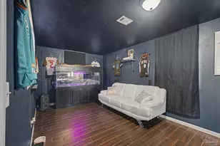 7110 Peninsula Dr, Pensacola, FL 32526 - Photo 29