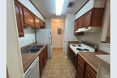 2299 Scenic Hwy #H6, Pensacola, FL 32503 - Photo 9