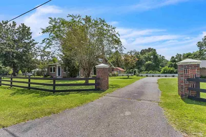 1057 Pauline St, Cantonment, FL 32533 - Photo 13