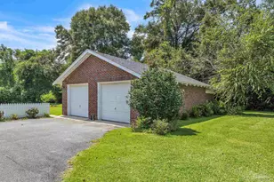 1057 Pauline St, Cantonment, FL 32533 - Photo 43