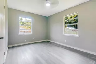517 Ronda St, Pensacola, FL 32534 - Photo 43