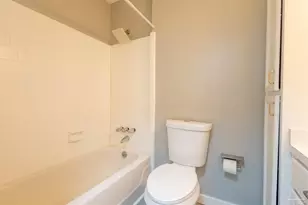 517 Ronda St, Pensacola, FL 32534 - Photo 39