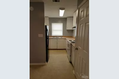 907 N N St, Pensacola, FL 32501 - Photo 3