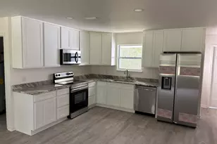 5589 Santa Monica St, Milton, FL 32583 - Photo 11