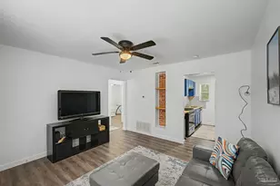 200 Holmes Ave, Pensacola, FL 32507 - Photo 7
