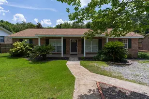3241 Bayview Way, Pensacola, FL 32503 - Photo 1