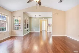 3241 Wythe Cir, Pensacola, FL 32504 - Photo 11