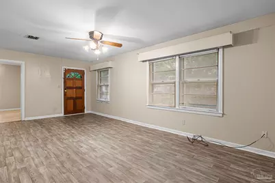 32 Bertram St, Pensacola, FL 32506 - Photo 5