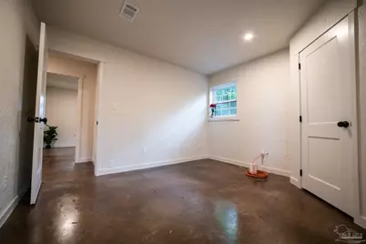 5680 Nicholas St, Pensacola, FL 32526 - Photo 53