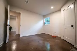 5680 Nicholas St, Pensacola, FL 32526 - Photo 53