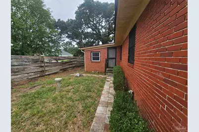 506 E Sunset Ave, Pensacola, FL 32507 - Photo 11