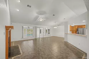 2300 Caddy Shack Ln, Pensacola, FL 32526 - Photo 11