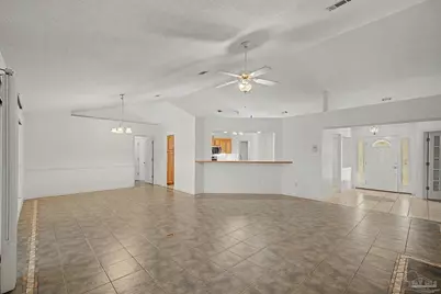2300 Caddy Shack Ln, Pensacola, FL 32526 - Photo 9