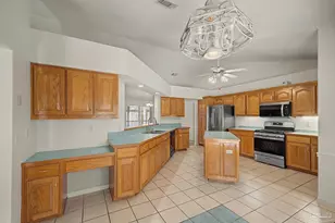 2300 Caddy Shack Ln, Pensacola, FL 32526 - Photo 17