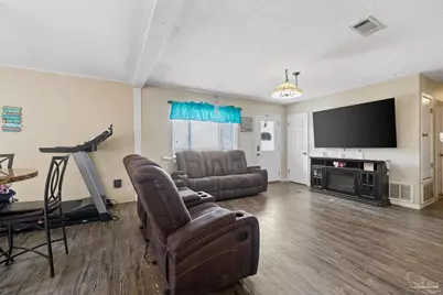 5557 Mulat Rd, Milton, FL 32583 - Photo 5