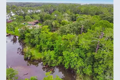 3105 Robertson Rd, Pensacola, FL 32507 - Photo 5